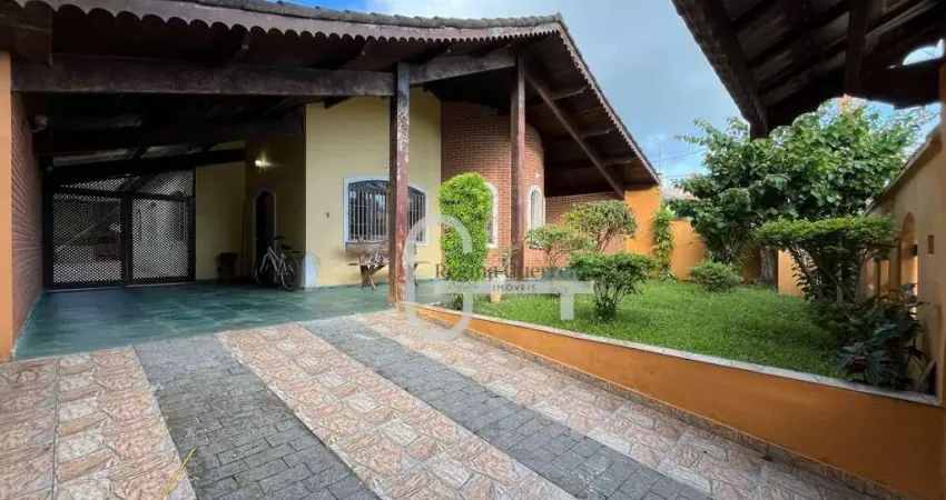 Casa com 3 dormitórios à venda, 197 m² por R$ 490.000,00 - Estância Balneária Convento Velho - Peruíbe/SP