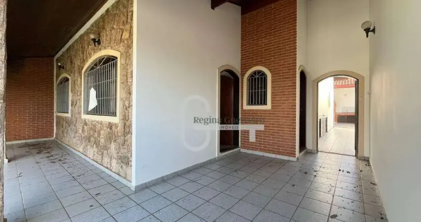 Casa com 3 dormitórios à venda, 146 m² por R$ 550.000,00 - Parque Balneário Oásis - Peruíbe/SP