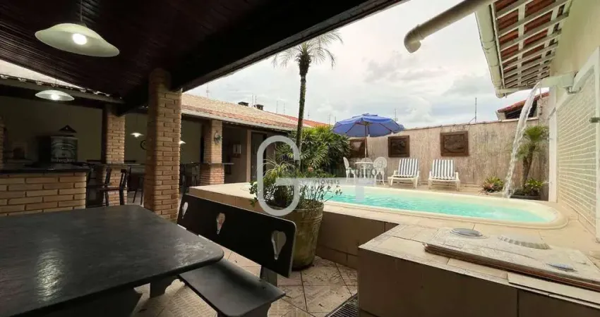 Casa com 3 dormitórios à venda, 182 m² por R$ 750.000,00 - Estância Balneária Maria Helena Novaes - Peruíbe/SP