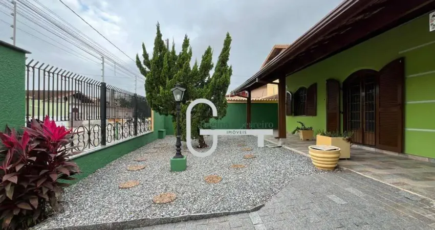 Casa com 3 dormitórios à venda, 148 m² por R$ 650.000,00 - Jardim Imperador - Peruíbe/SP