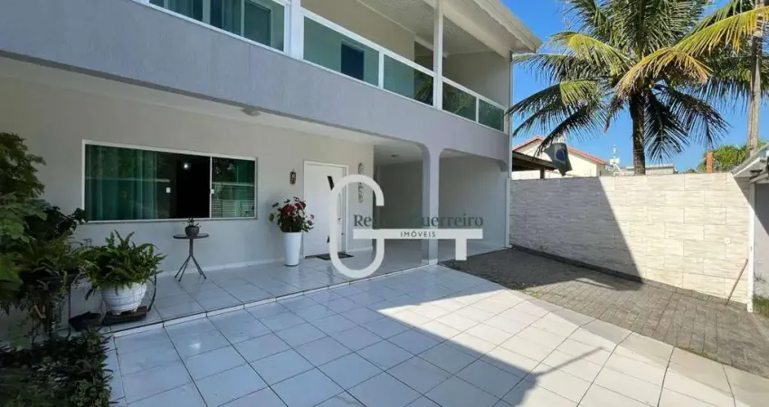 Casa com 5 dormitórios à venda, 315 m² por R$ 1.200.000,00 - Jardim Beira Mar - Peruíbe/SP