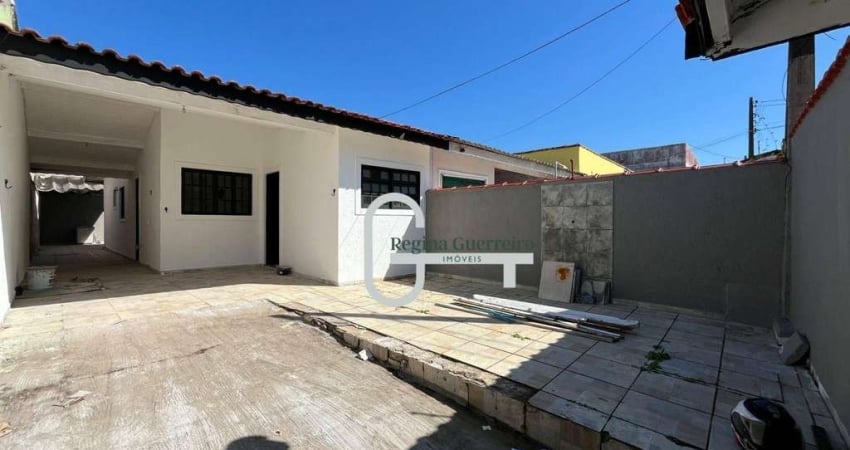 Casa com 2 dormitórios à venda, 69 m² por R$ 270.000,00 - Vila Romar - Peruíbe/SP