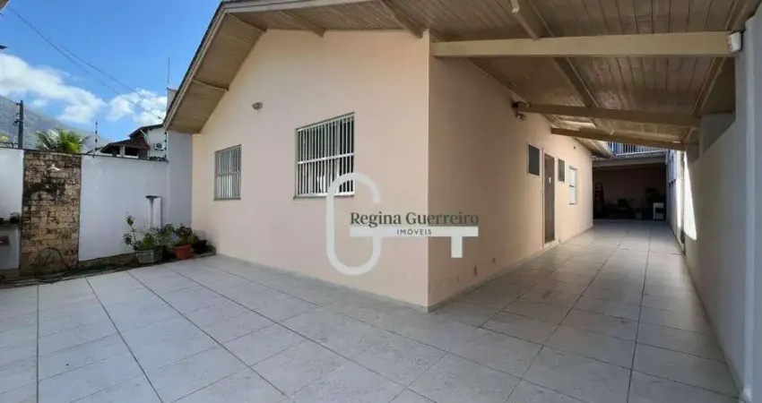 Casa com 5 dormitórios à venda, 229 m² por r$ 580.000,00 - centro - peruíbe/sp