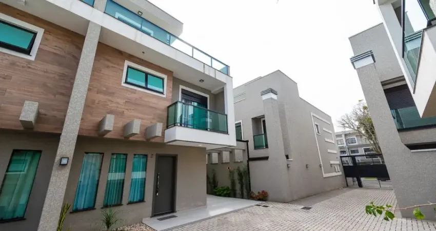 Sobrado triplex com terraço em condomínio finamente decorado no Jardim das Américas
