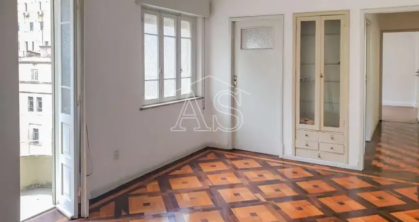 Apartamento com 3 quartos à venda na Avenida Borges de Medeiros, 596, Centro Histórico, Porto Alegre