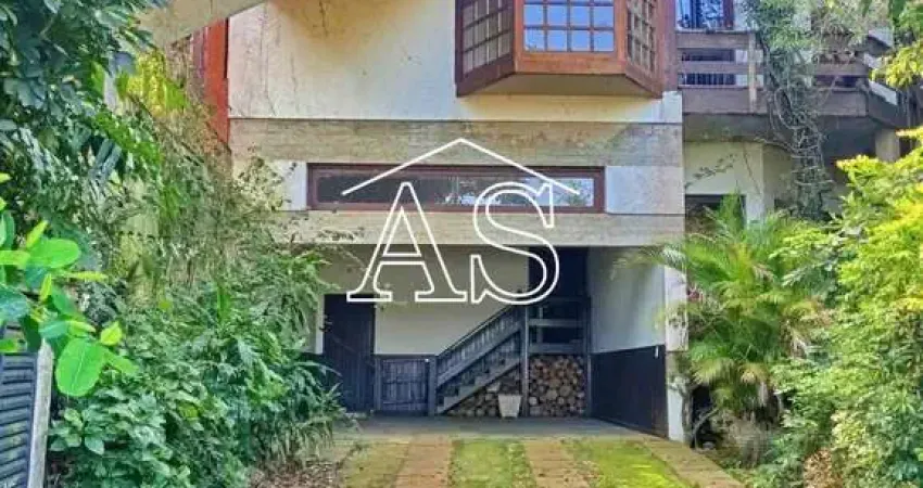 Casa com 5 quartos à venda na Avenida Guaíba, 4556, Vila Assunção, Porto Alegre