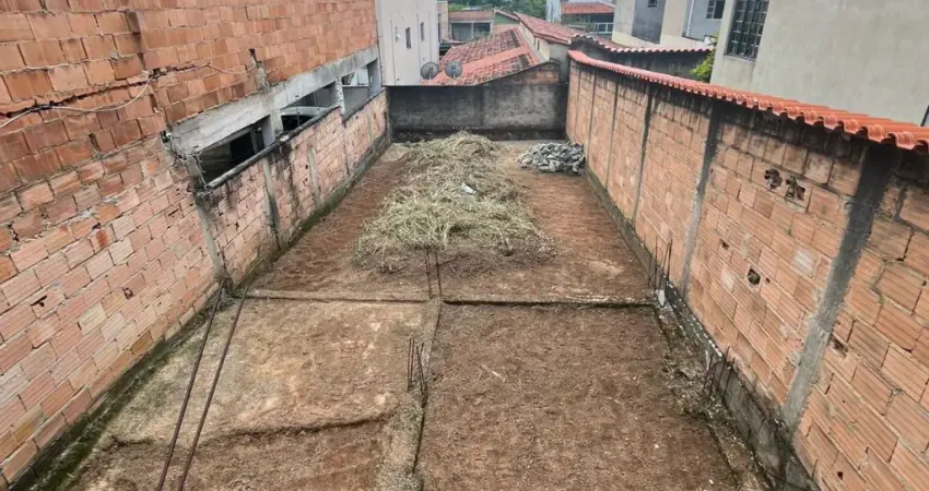 Terreno à venda na Rua Dom Aristides, 32, Parque Xangri-Lá, Contagem