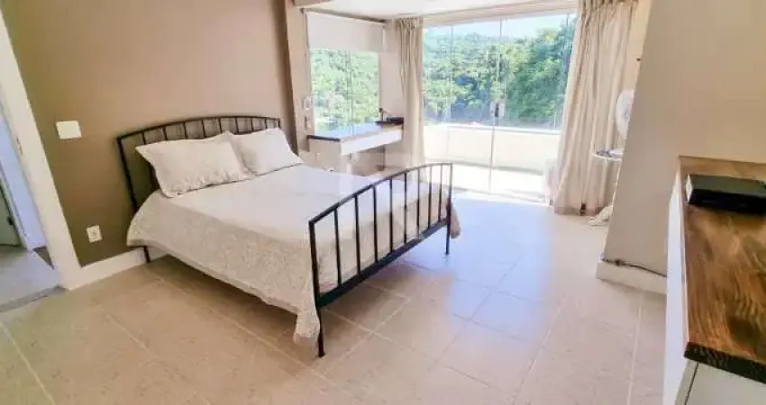 Casa em condomínio fechado com 4 quartos à venda na Estrada Caetano Monteiro, Badu, Niterói