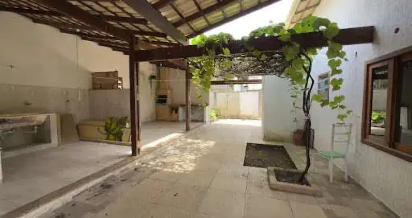 Casa com 3 dormitórios à venda, 210 m² por r$ 1.400.000,00 - boulevard lagoa - serra/es