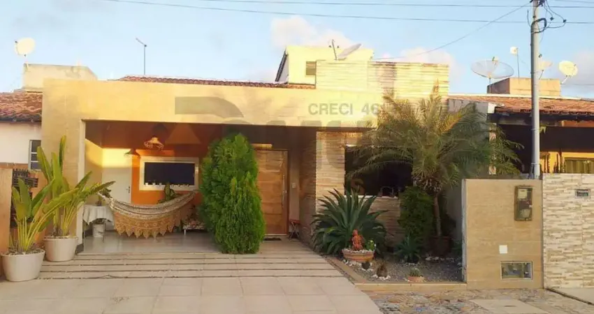 Casa de Condomínio Para Vender com 3 quartos 1 suíte no bairro Olaria em Aracaju