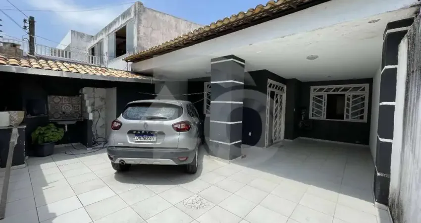 Casa Para Vender com 5 quartos 1 suíte no bairro Jabotiana em Aracaju