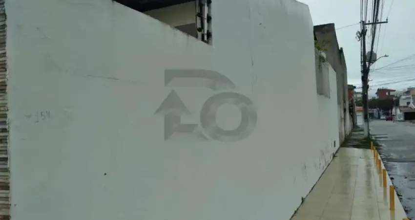 Casa Para Vender com 3 quartos 3 suítes no bairro Farolândia em Aracaju