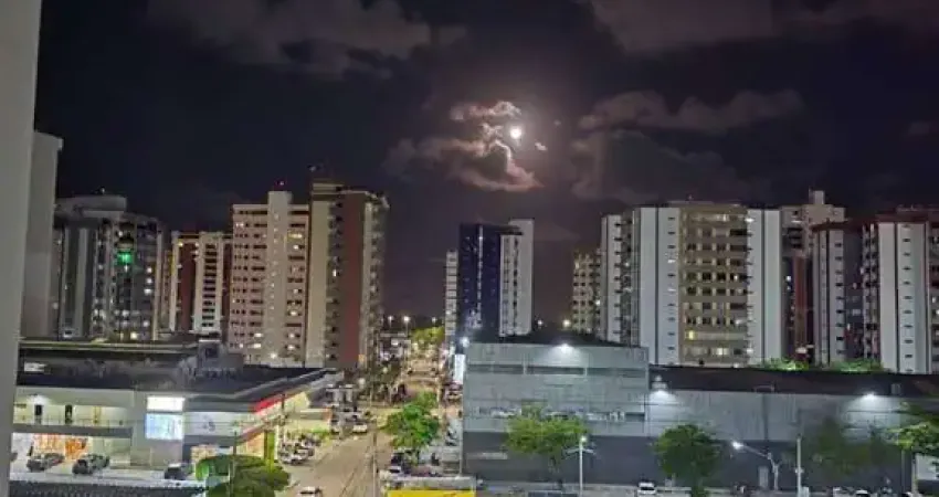Apartamento Para Vender com 03 quartos 1 suítes no bairro 13 de Julho em Aracaju