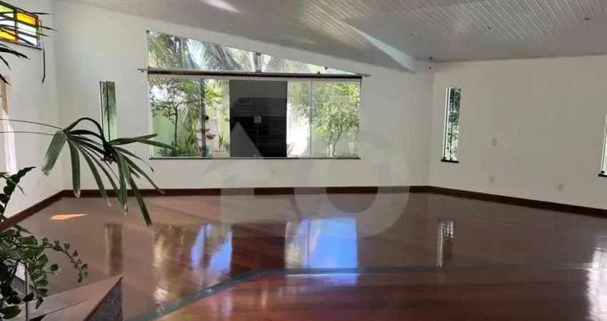 Casa para vender com 4 quartos 1 suíte no bairro coroa do meio em aracaju