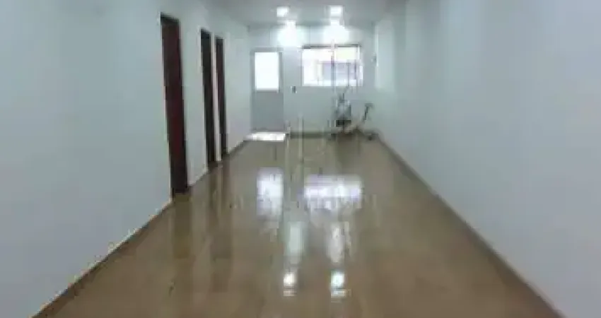 Sobrado Espaçoso no Bairro dos Casa, São Bernardo do Campo