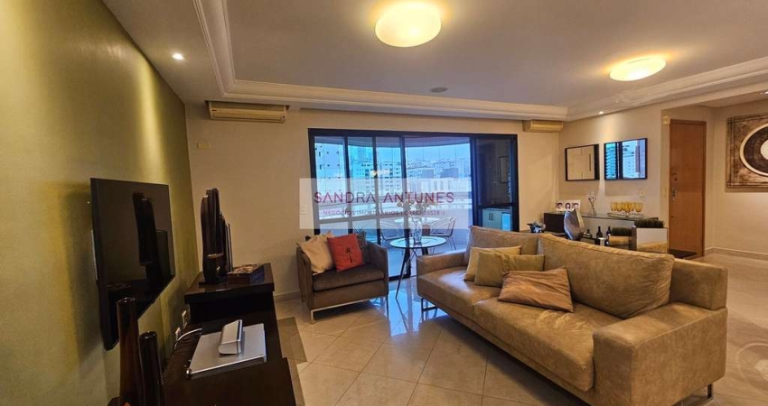 Apartamento com 04 Suítes  com Lazer no Bairro do Gonzaga, Santos/SP
