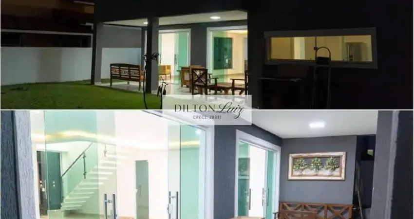 Casa em Condomínio de Luxo com 4 Quartos e 4 Suítes na Barra do Jacuípe em Camaçari-BA - 300m² - 4 Vagas de Garagem
