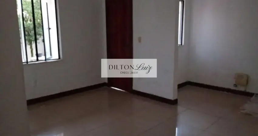 Casa com 2 quartos para alugar na Rua Francisco Gomes da Silva, 20, Buraquinho, Lauro de Freitas
