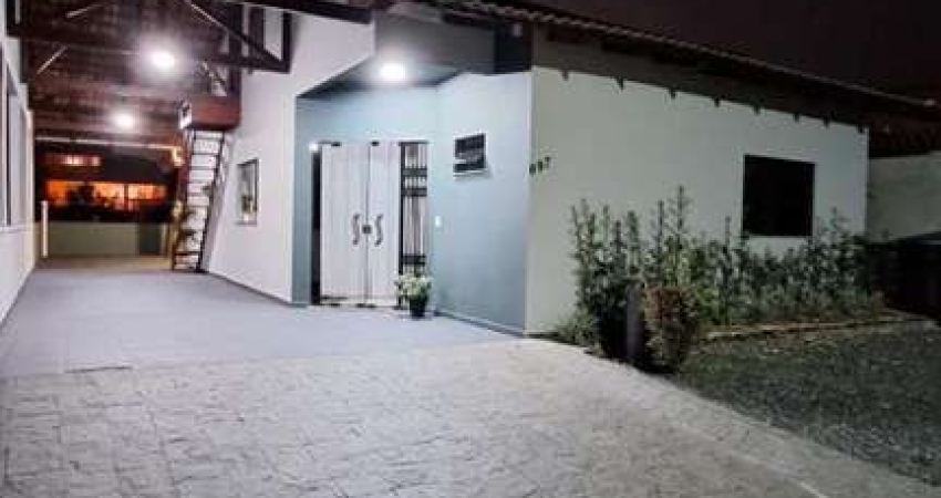 Casa para Venda em Barra Velha, Itajuba, 3 dormitórios, 1 suíte, 1 banheiro, 4 vagas