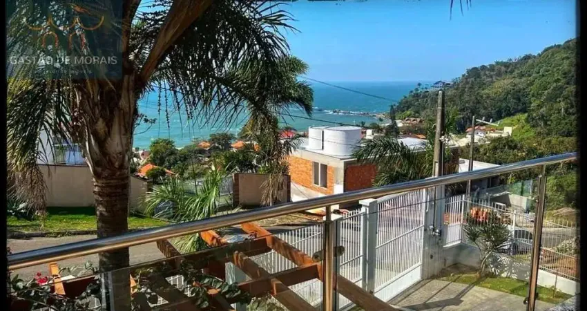 Casa para Venda em Penha, BACIA DA VOVÓ, 3 dormitórios, 3 suítes, 4 banheiros, 4 vagas