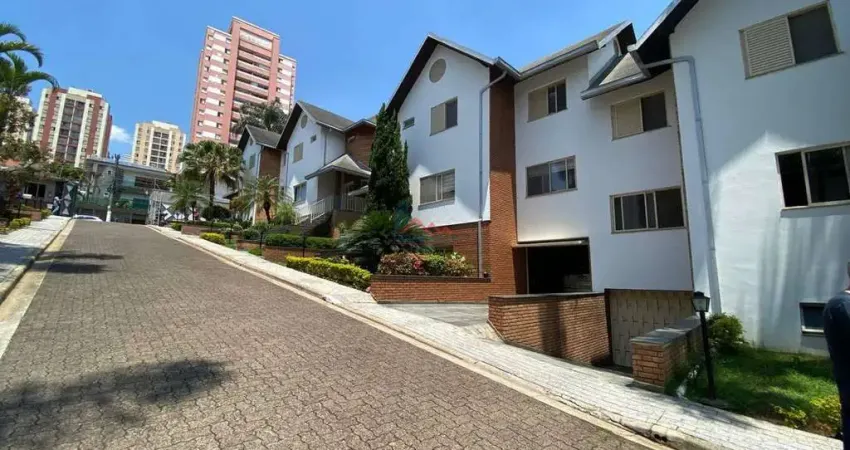 Sobrado com 4 suítes no condomínio home colonial granville ii