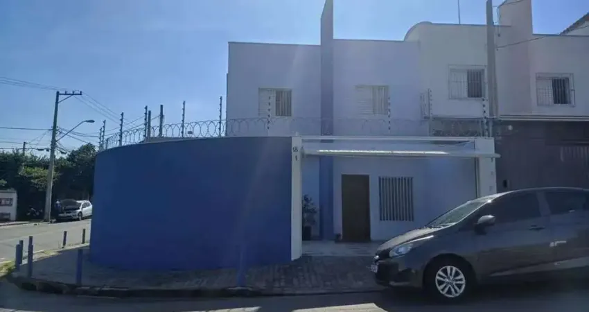 Casa de vila à venda em Sorocaba, Parque Esmeralda, com 2 quartos, 64m²