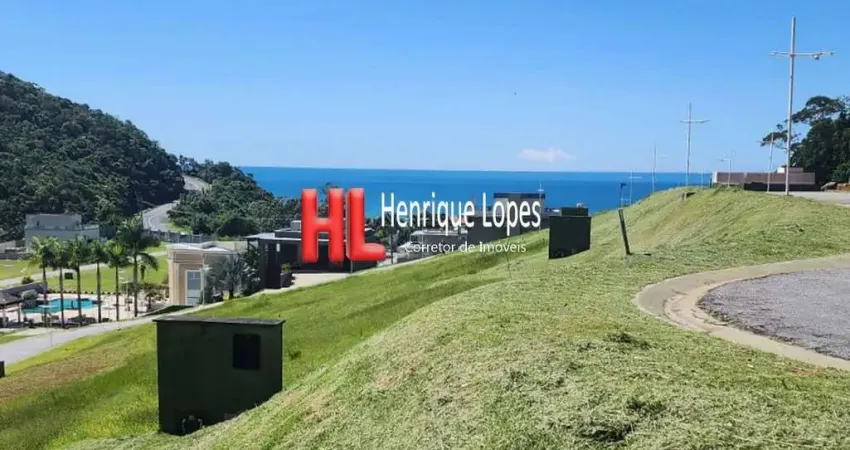 Terreno à venda na Avenida Rodesindo Pavan, 9830, Praia do Estaleirinho, Balneário Camboriú