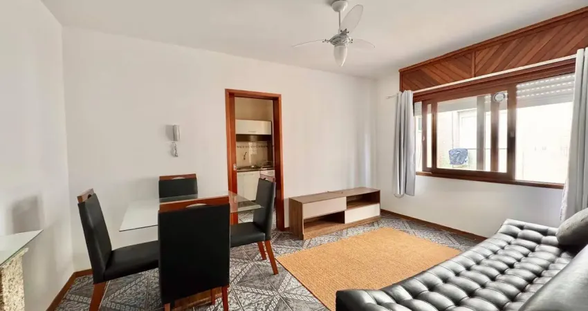 Apartamento 01 dormitório com box mobiliado a apenas 1 quadra do mar!!