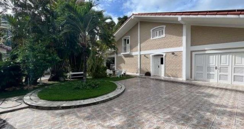 Casa Duplex com 350m² em terreno de 616m² à venda no Tirol, Natal/RN
