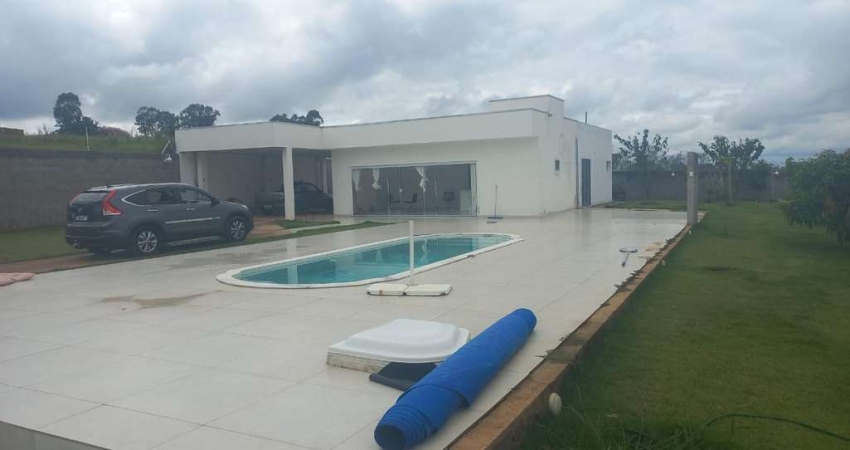 Chácara para Venda em Cosmópolis, CAPELA, 3 dormitórios, 1 suíte, 2 banheiros, 8 vagas