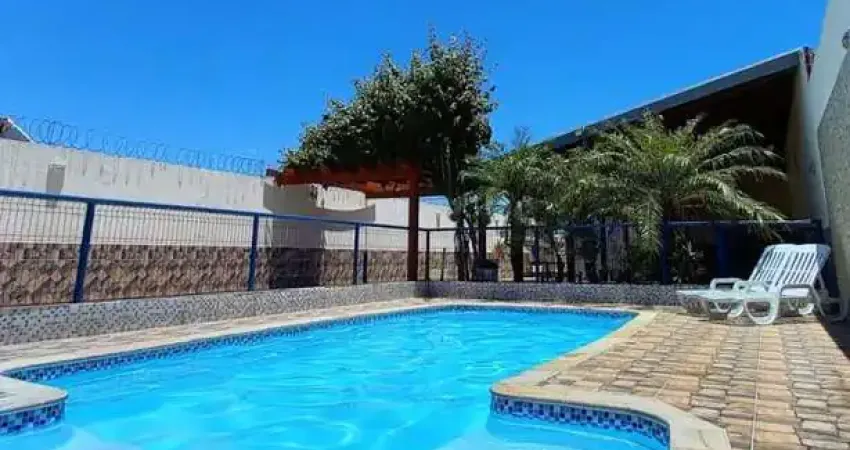 Chácara para Venda em Campinas, Vila Aeroporto, 1 dormitório, 2 banheiros, 4 vagas