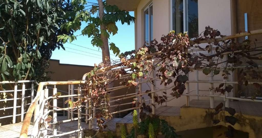 Casa para Venda em Americana, Jardim Boer I, 3 dormitórios, 2 suítes, 5 banheiros, 4 vagas