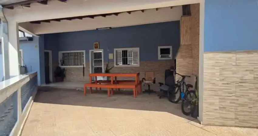 Casa para Venda em Campinas, Parque Canadá, 3 dormitórios, 1 suíte, 2 banheiros, 5 vagas