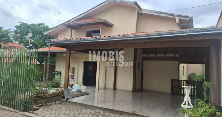 Casa em condomínio fechado com 4 quartos para alugar na Rua Otaviano de Almeida Rosa, 102, Xaxim, Curitiba