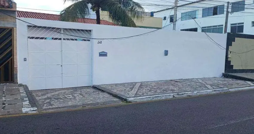 Casa com 7 quartos à venda na Rua Niceu Dantas, 241, Atalaia, Aracaju