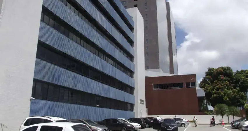 Comercial para vender e alugar em rua pública, caminho das árvores , salvador, ba