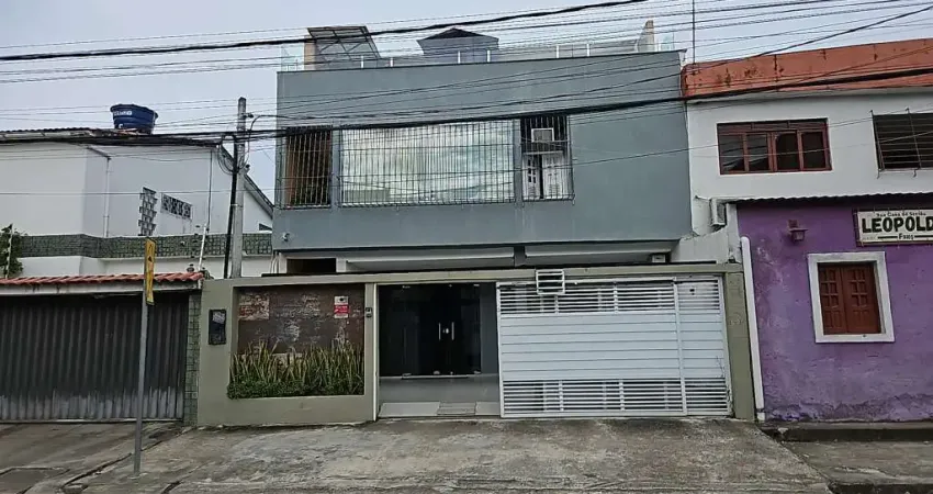 Casa comercial para alugar na Rua Gregório Júnior, 345, Zumbi, Recife