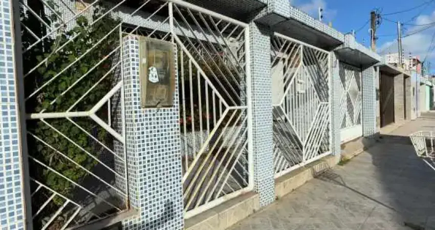 Casa com 3 quartos à venda na Rua Érico Alves dos Santos, 1, Jabotiana, Aracaju