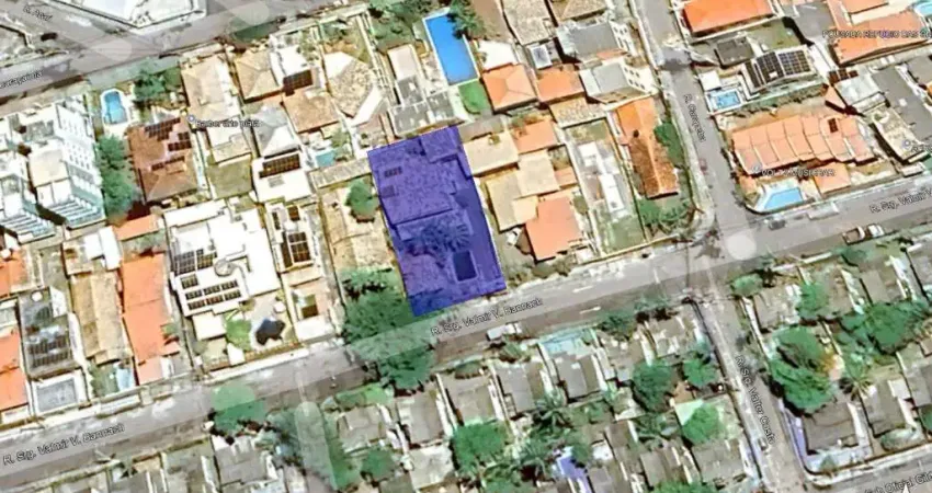 Terreno à venda na Rua Sargento Valmir V. Bannach, 31, Piatã, Salvador