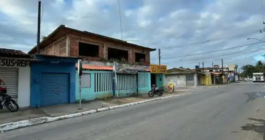 Casa à venda na Avenida Belmiro Amorim, Santa Lúcia, Maceió
