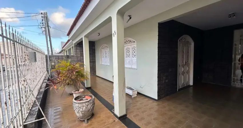 Casa com 4 quartos à venda na Rua Sindicalista Diomedes Santos Silva, São Conrado, Aracaju