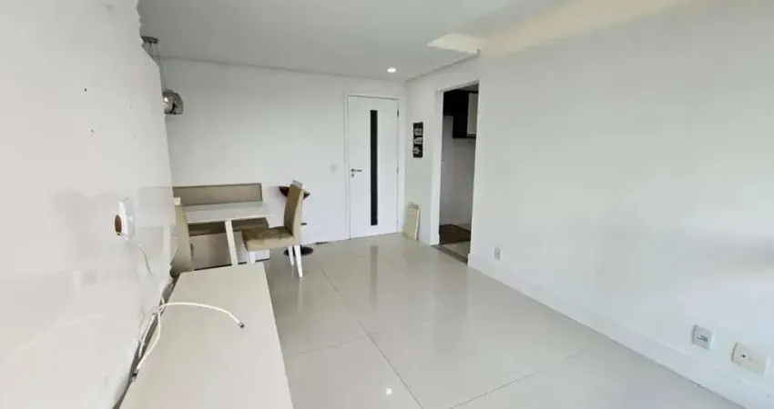 Apartamento com 2 quartos à venda na Avenida Alphaville, Patamares, Salvador