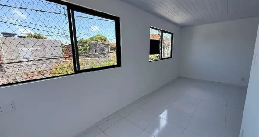 Casa com 2 quartos para alugar na Rua Carlos Gomes, 214, Poço, Maceió