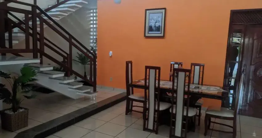 Casa com 4 quartos à venda na Rua Doutor Albert Bruce Sabim, Jardim Petrópolis, Maceió