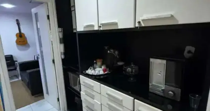 Sala comercial à venda na Avenida Tancredo Neves, 2671, Brotas, Salvador