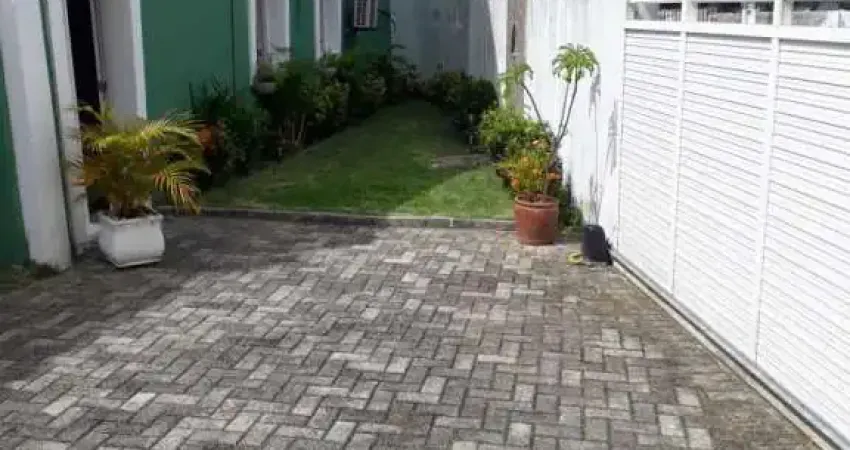 Casa com 2 quartos para alugar na Rua Bica de São Pedro, 810, Varadouro, Olinda