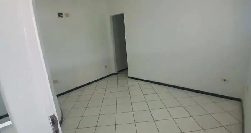 Casa com 3 quartos para alugar na Rua Senegal, 592, Pau Amarelo, Paulista