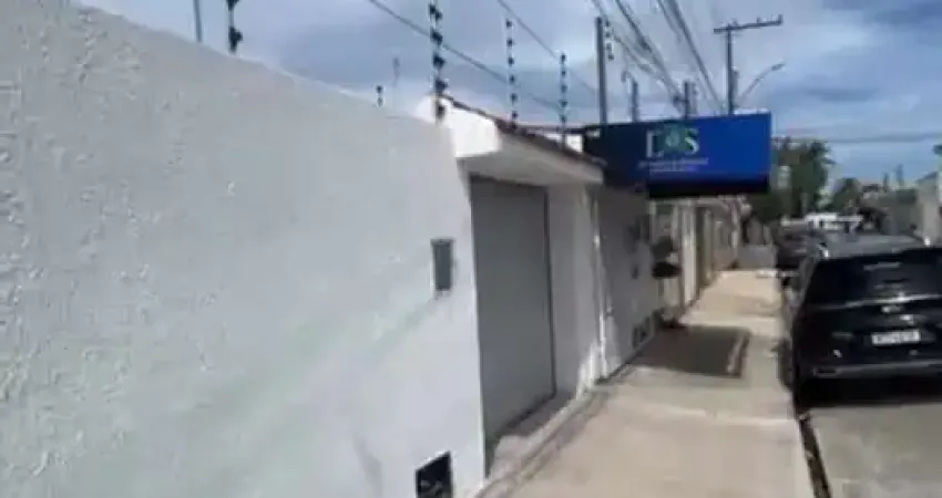 Casa com 3 quartos para alugar na Rua São Jorge, 102, Barro Duro, Maceió