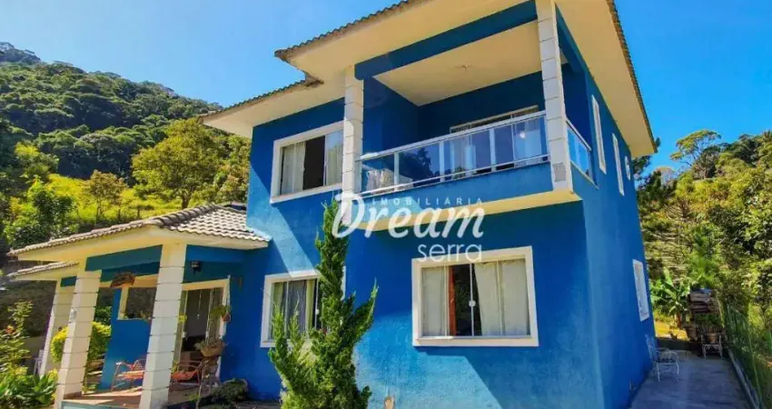 Casa com 4 dormitórios à venda, 181 m² por R$ 990.000,00 - Vargem Grande - Teresópolis/RJ