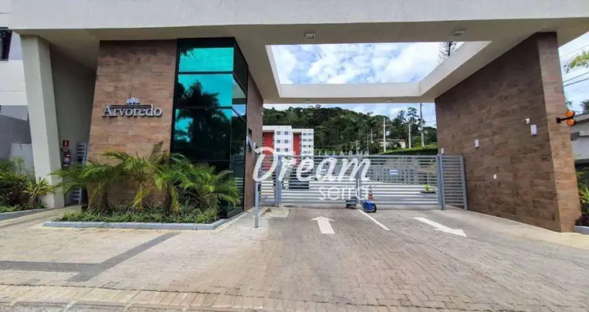 Apartamento com 2 dormitórios à venda, 53 m² por R$ 270.000,00 - Cascata do Imbuí - Teresópolis/RJ